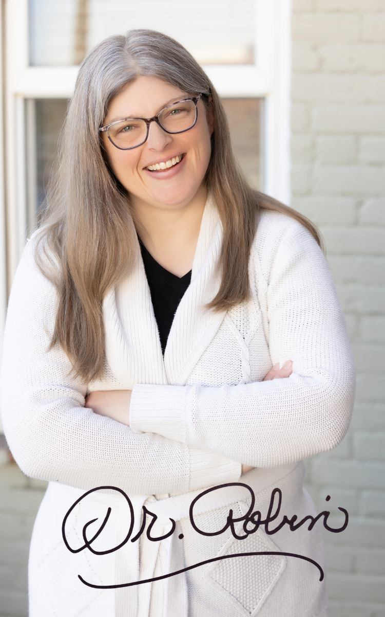 Dr. Robin teaches pre-med and human biology to kids and teens